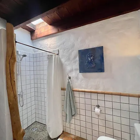 Prázdninový dům Privategardens Doublebed Freep Tv Wifi